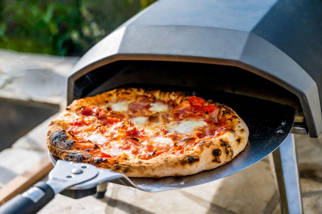 How to Use Ooni Pizza Oven: A Beginner's Guide to Start