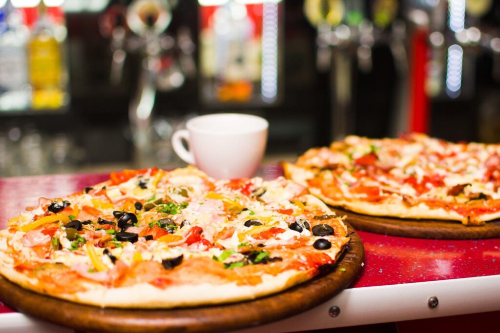 24 Hour Pizza Joints: Where to Satisfy Late-Night Cravings