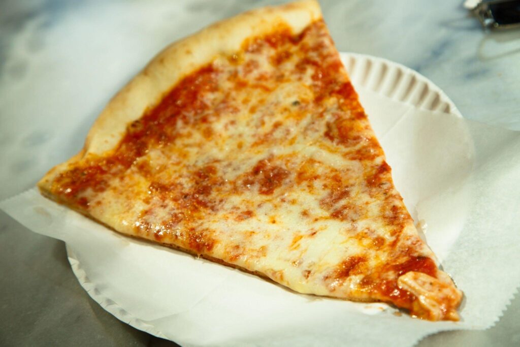 Was Pizza Invented In New York? - The Big Apple's Pizza Legacy: Myth or Reality?